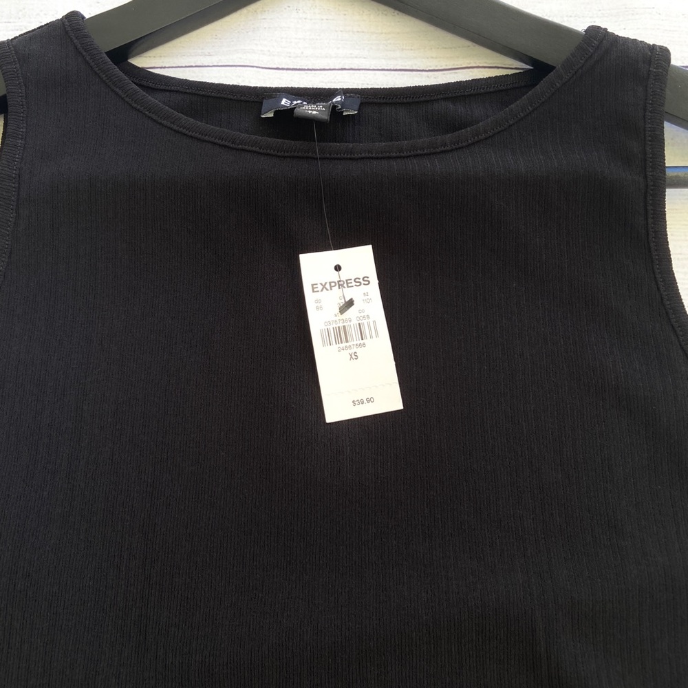 EXPRESS Relaxed Peplum Tank - Picture 5 of 12